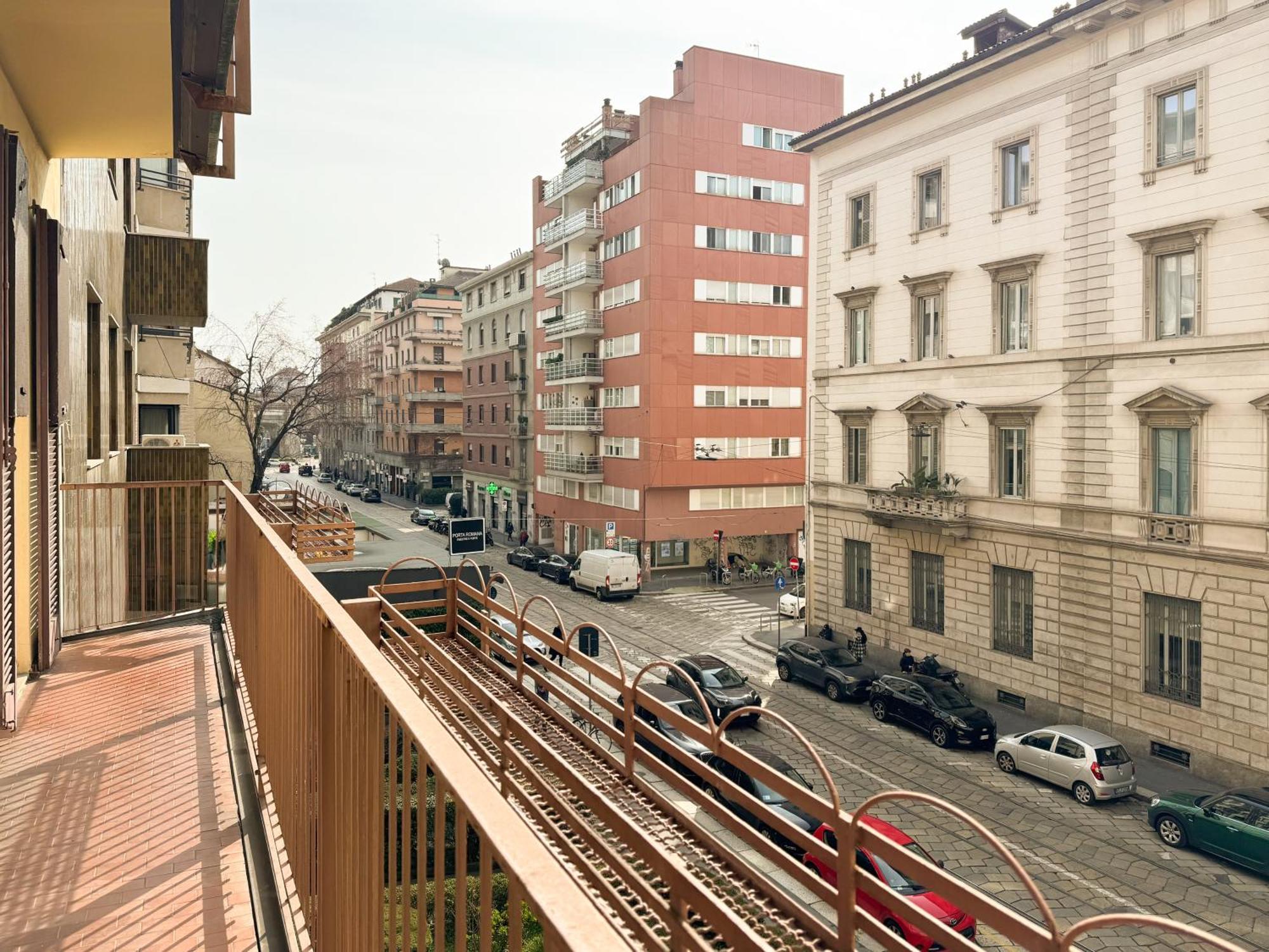 Artstay - Exclusive Apartment In Porta Romana, Free Parking, Milan